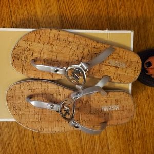 Michael Kors -racquel thong sandals, size 7